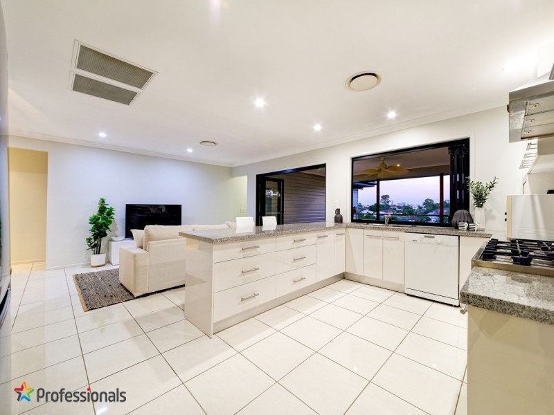 194 Kitchener Road, Kedron QLD 4031