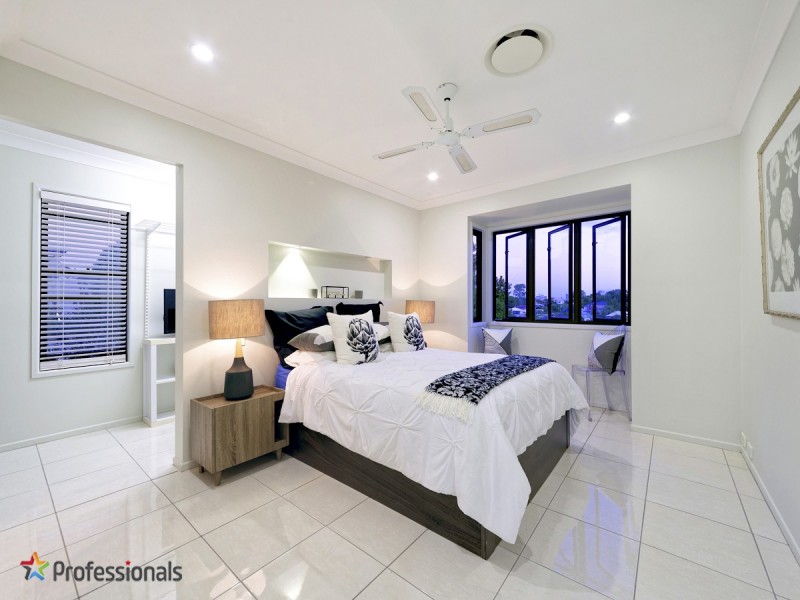 194 Kitchener Road, Kedron QLD 4031
