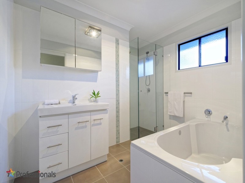194 Kitchener Road, Kedron QLD 4031