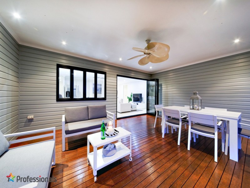 194 Kitchener Road, Kedron QLD 4031
