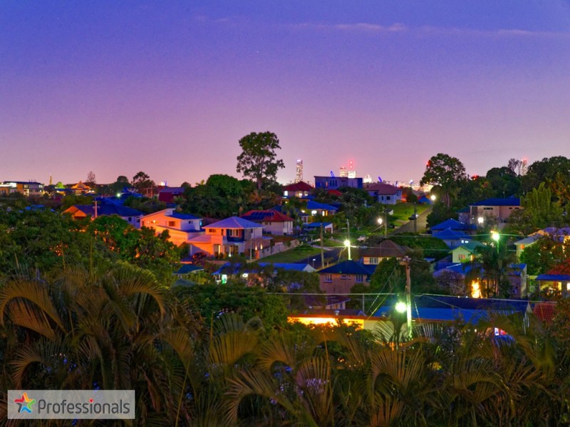 194 Kitchener Road, Kedron QLD 4031