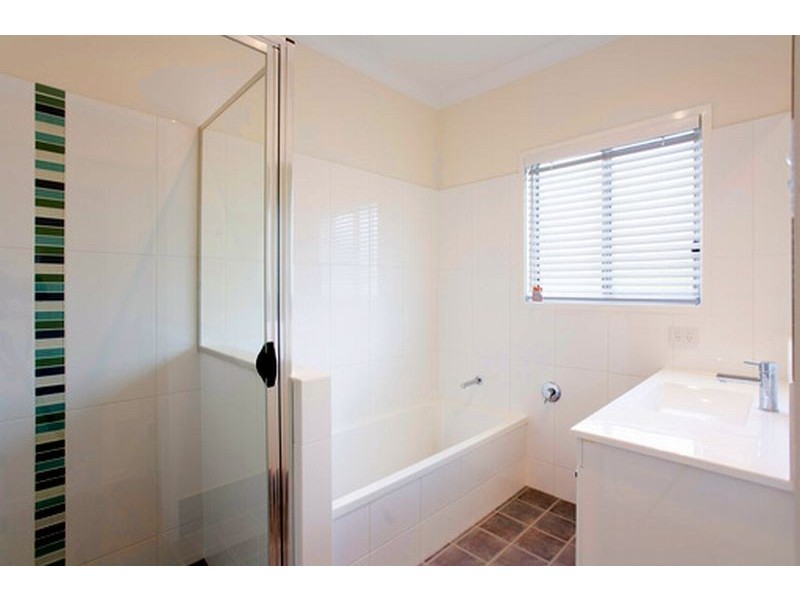 5 Grace Street, Mitchelton QLD 4053