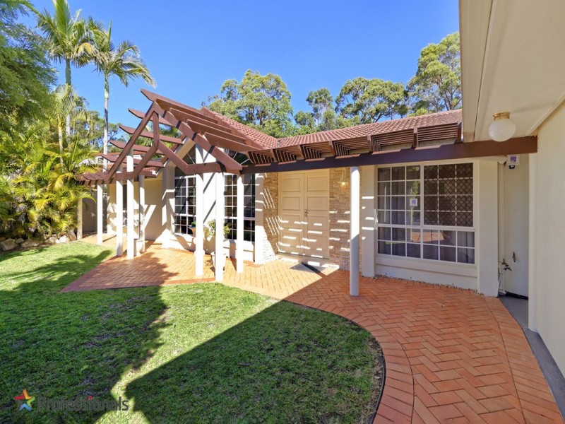 41 Leonarda Drive, Ferny Hills QLD 4055
