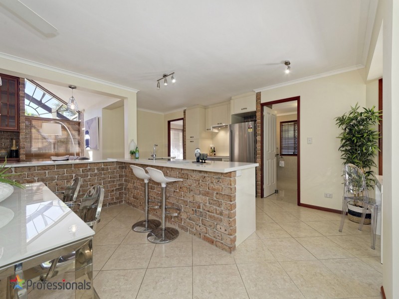 41 Leonarda Drive, Ferny Hills QLD 4055