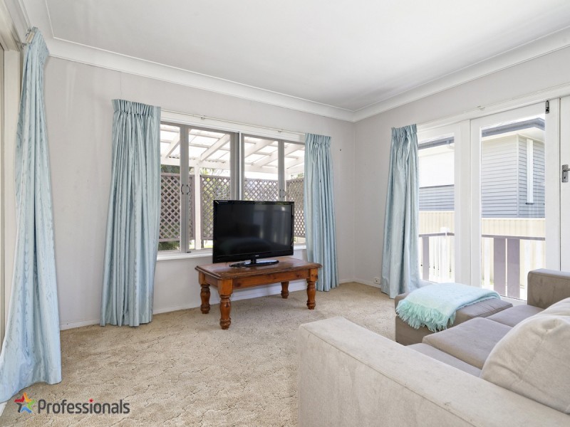 90 Griffith Street, Everton Park QLD 4053