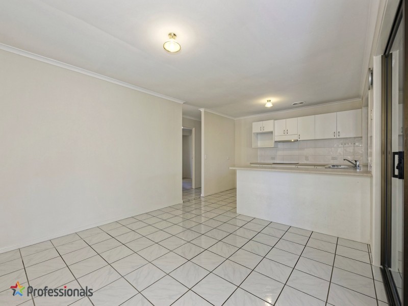 8 Ruggles Court, Mcdowall QLD 4053