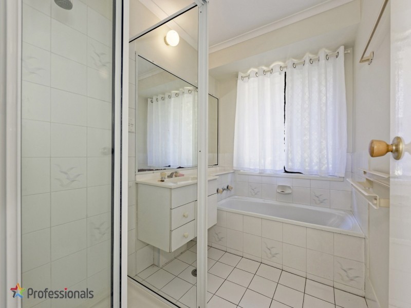 8 Ruggles Court, Mcdowall QLD 4053