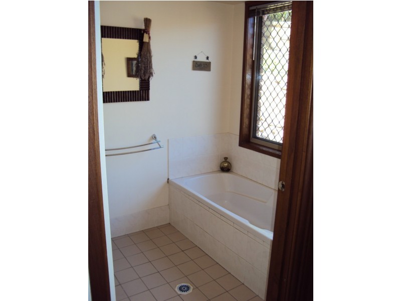 7  Carli Court, Keperra QLD 4054