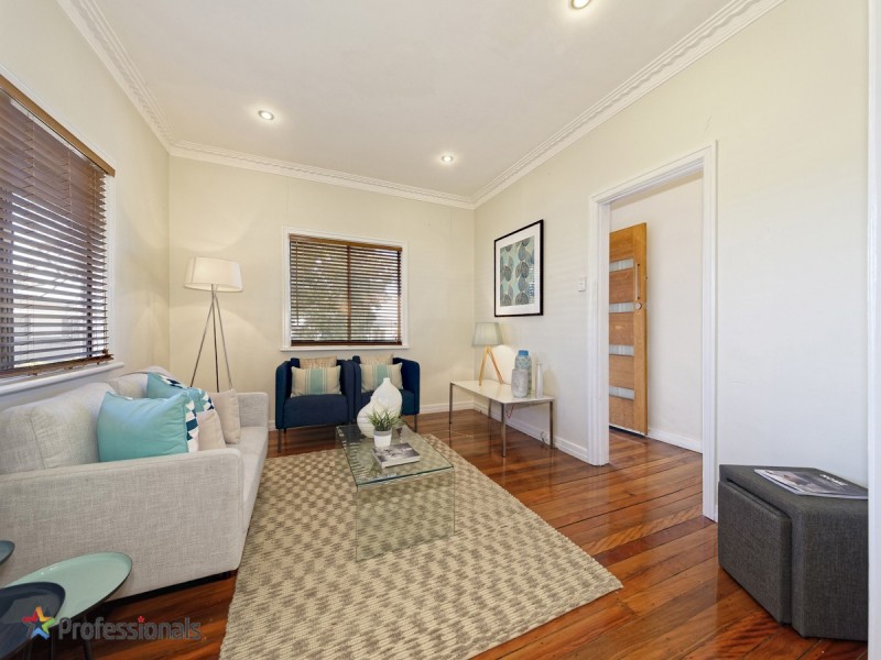 14 Eltham Street, Kedron QLD 4031