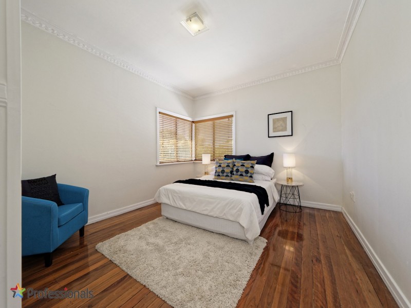 14 Eltham Street, Kedron QLD 4031