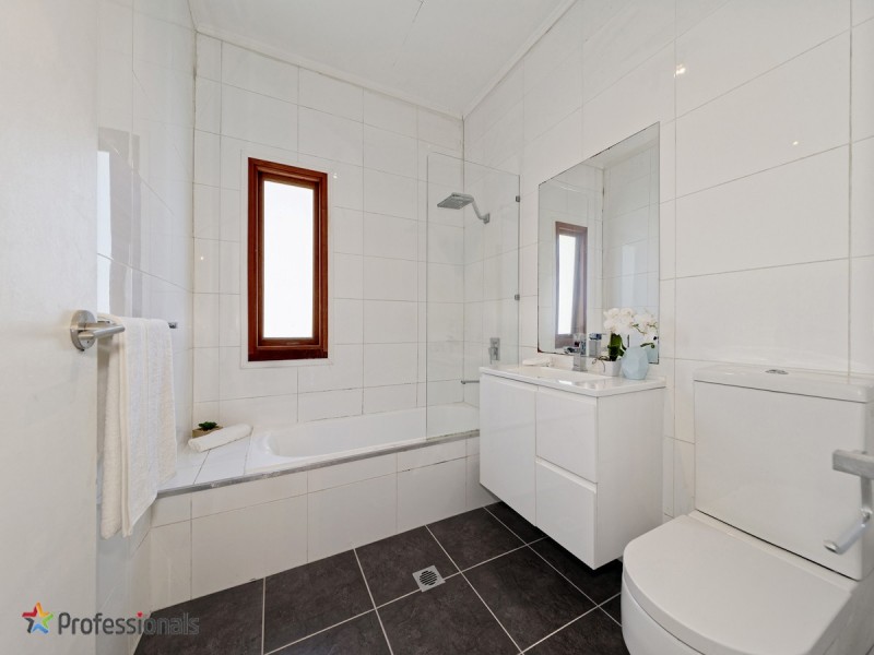 14 Eltham Street, Kedron QLD 4031