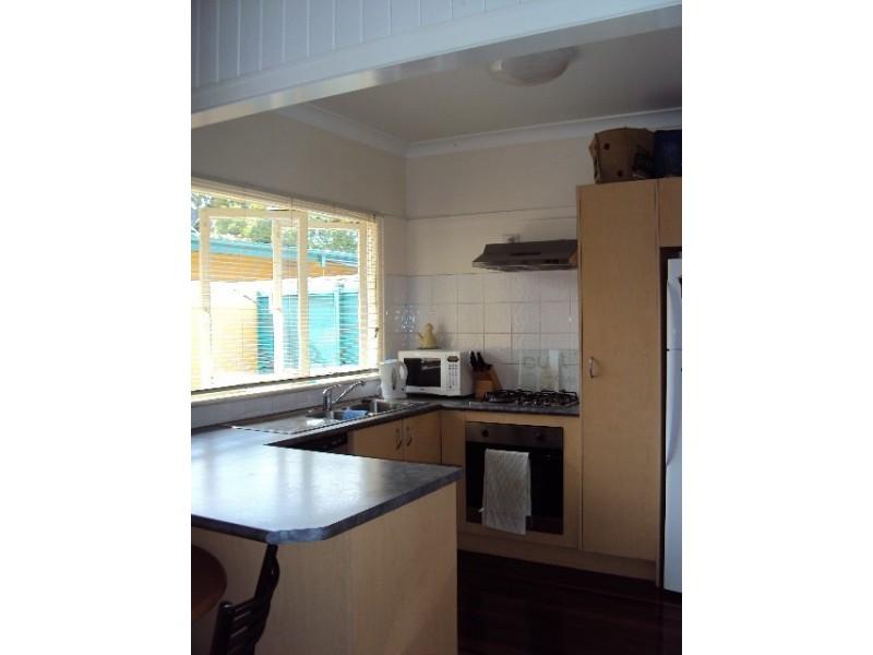 2/10 Dunkirk Street, Gaythorne QLD 4051