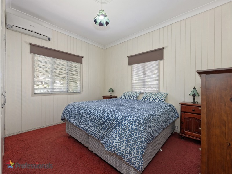 74 Saint Helens Road, Mitchelton QLD 4053