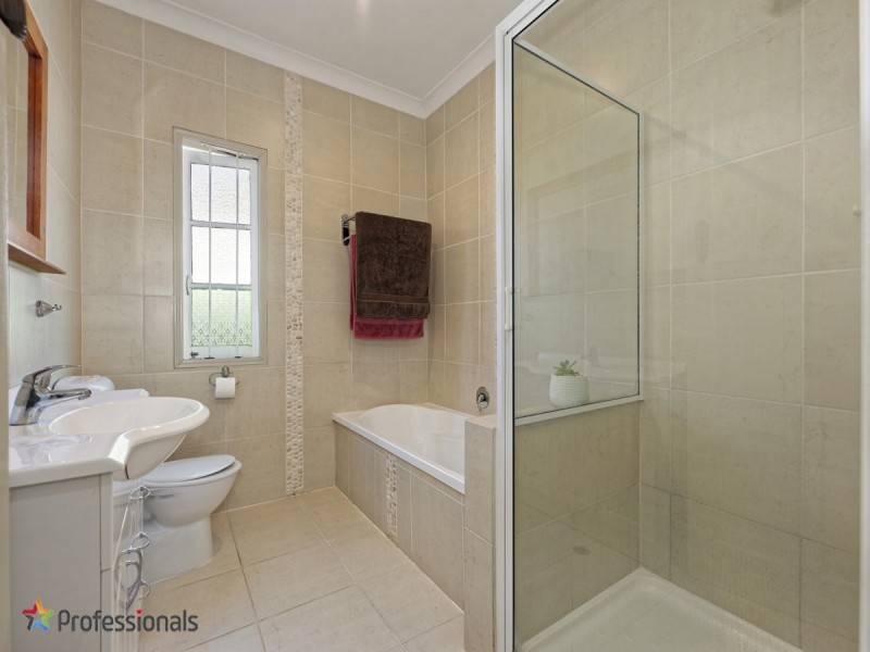 74 Saint Helens Road, Mitchelton QLD 4053