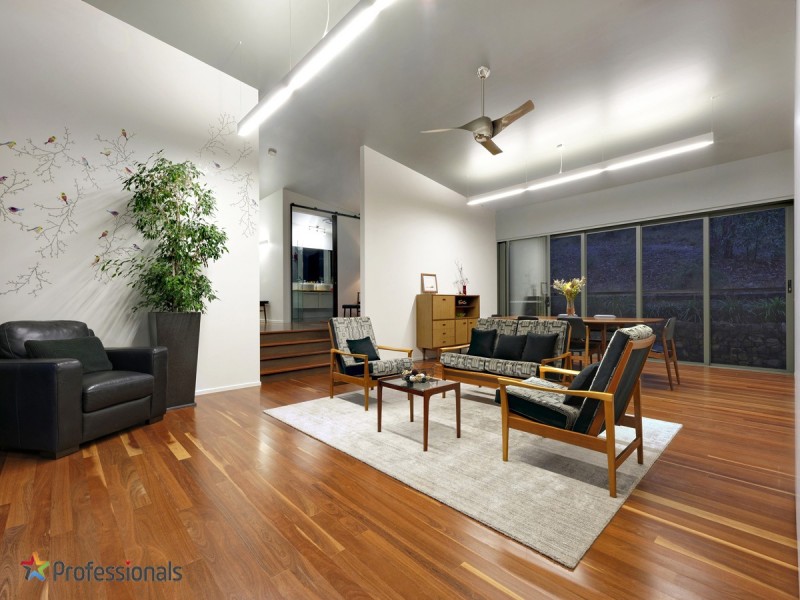 9 Birdsong Place, Bunya QLD 4055