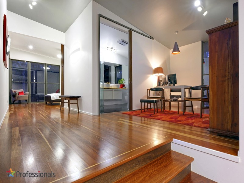 9 Birdsong Place, Bunya QLD 4055