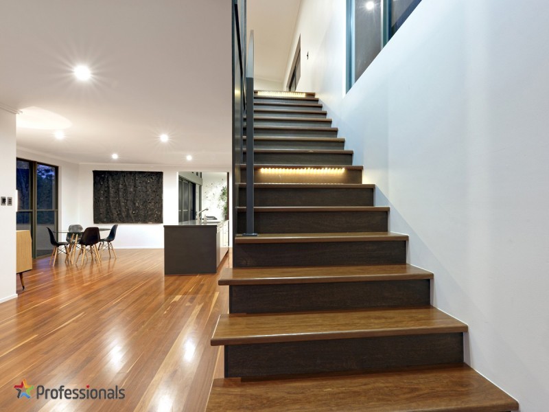 9 Birdsong Place, Bunya QLD 4055