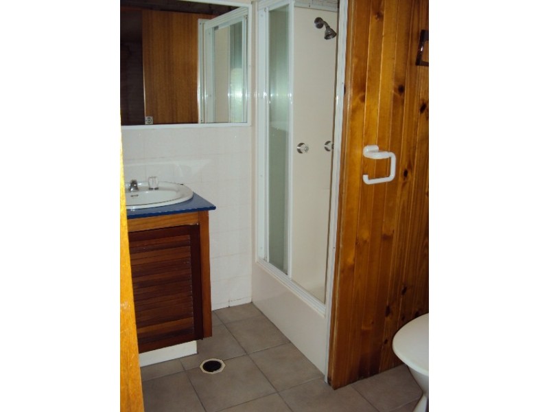 15 Loombah Cresent, Ferny Hills QLD 4055