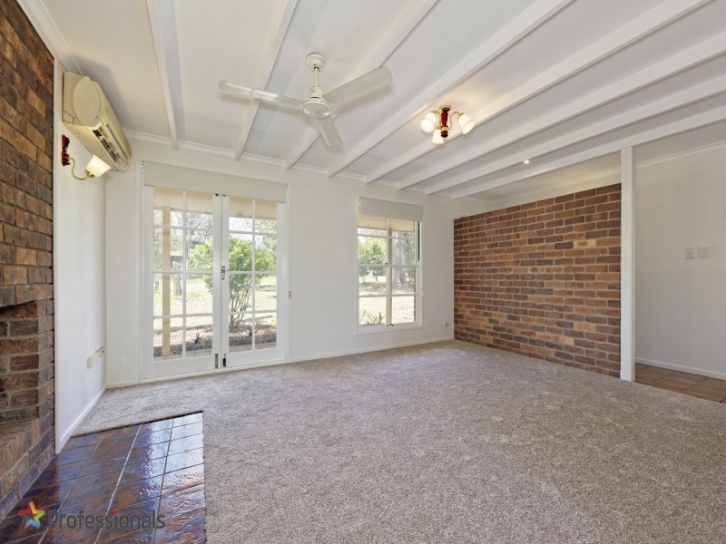 38 Moss Road, Camira QLD 4300