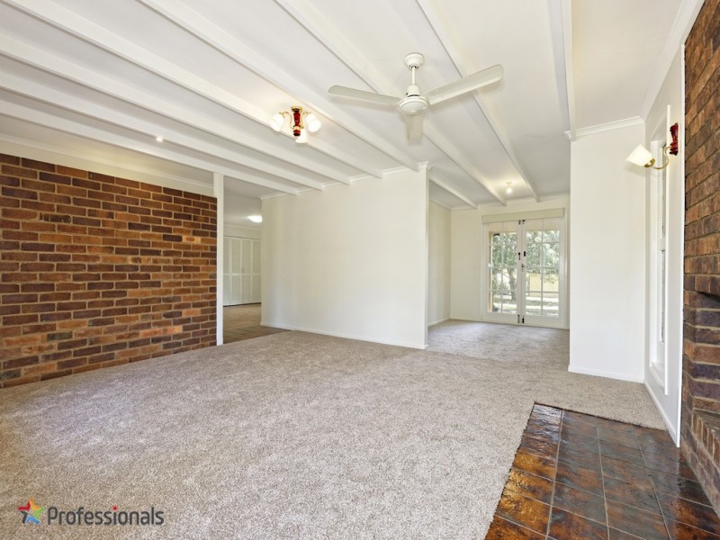 38 Moss Road, Camira QLD 4300