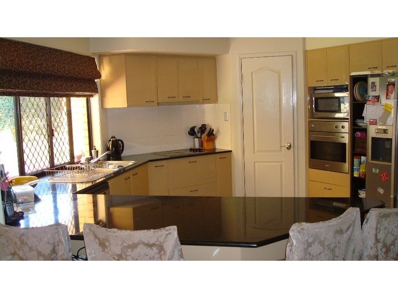 92 Streisand Drive, Mcdowall QLD 4053