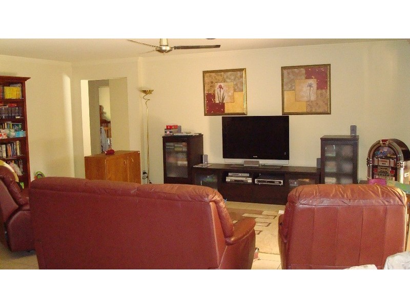 92 Streisand Drive, Mcdowall QLD 4053