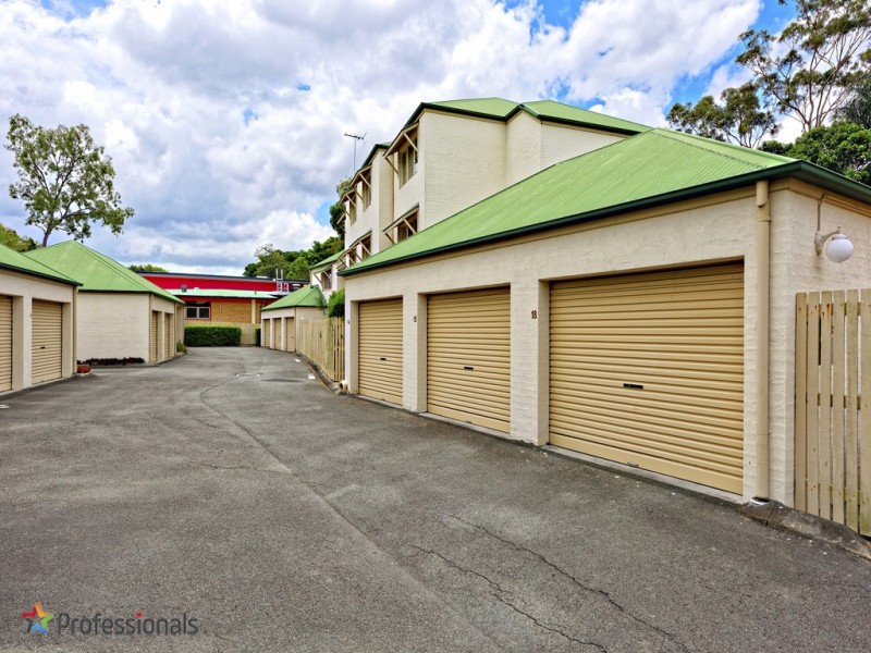 18/547 South Pine Road, Everton Park QLD 4053