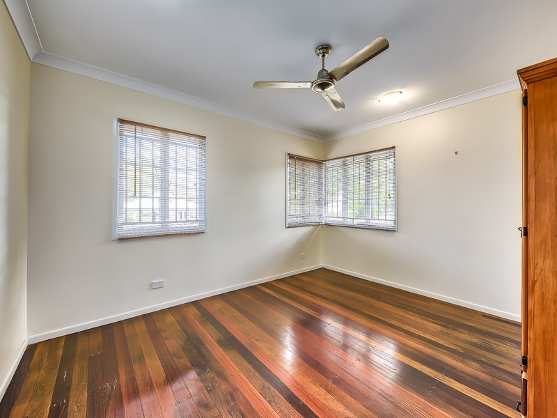 25 Barellan Street, Stafford QLD 4053