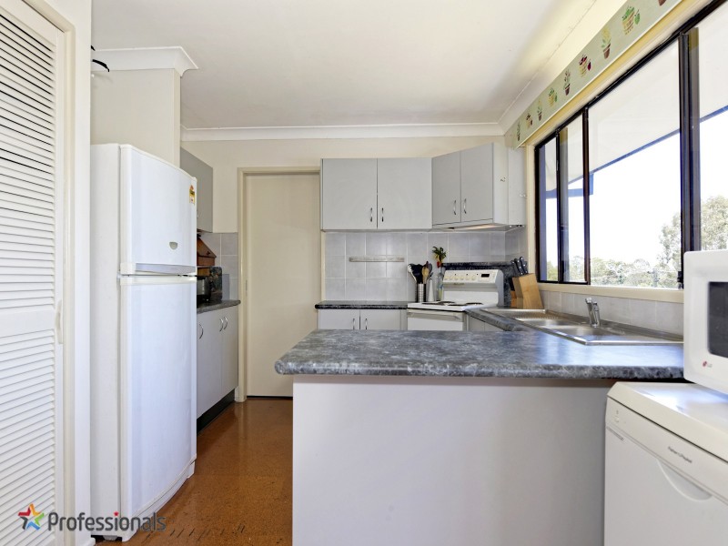 3 Lurneah Crescent, Ferny Hills QLD 4055