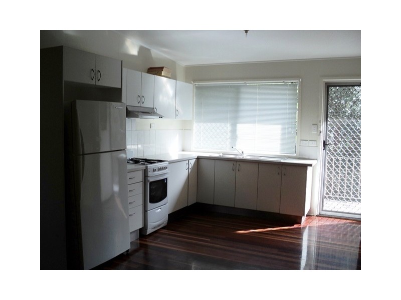 2/28 Waite Street, Norman Park QLD 4170