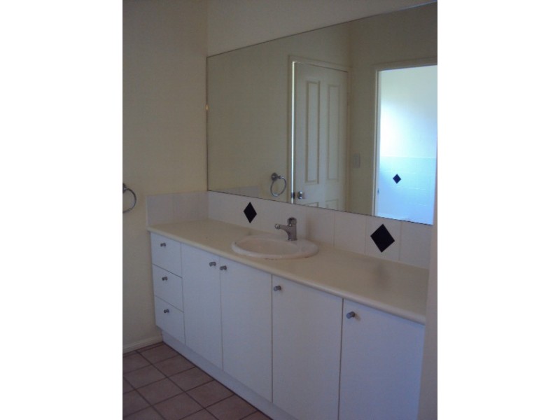 39  Kendale Street, Stafford Heights QLD 4053