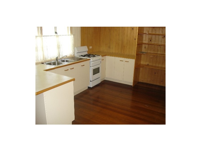 294 Flinders Parade, Sandgate QLD 4017