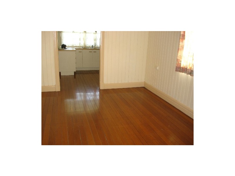 294 Flinders Parade, Sandgate QLD 4017