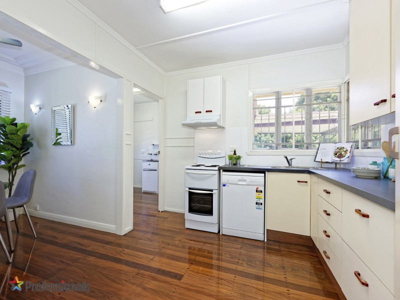 30 Elbury Street, Mitchelton QLD 4053