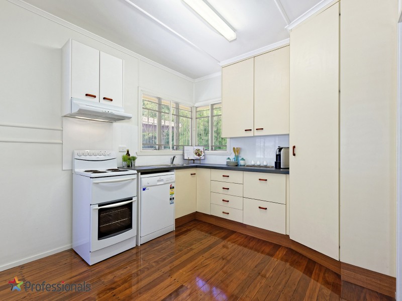 30 Elbury Street, Mitchelton QLD 4053