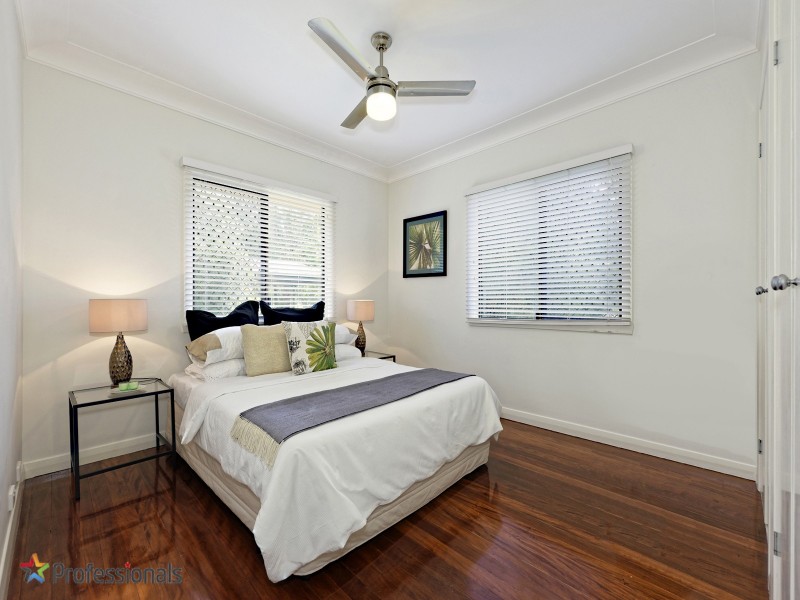 30 Elbury Street, Mitchelton QLD 4053