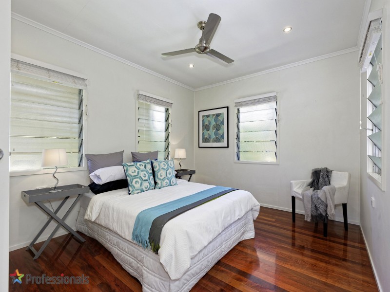 30 Elbury Street, Mitchelton QLD 4053