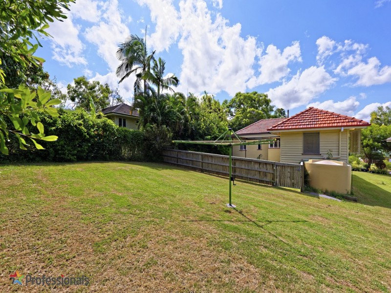 30 Elbury Street, Mitchelton QLD 4053
