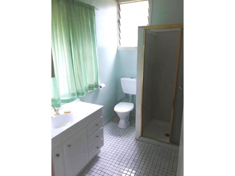 1067 South Pine Road, Everton Hills QLD 4053