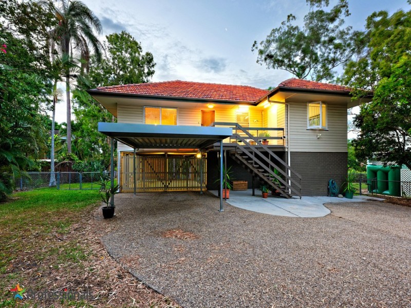 370 South Pine Road, Enoggera QLD 4051