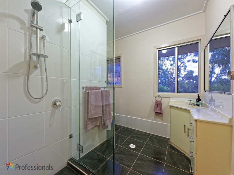370 South Pine Road, Enoggera QLD 4051