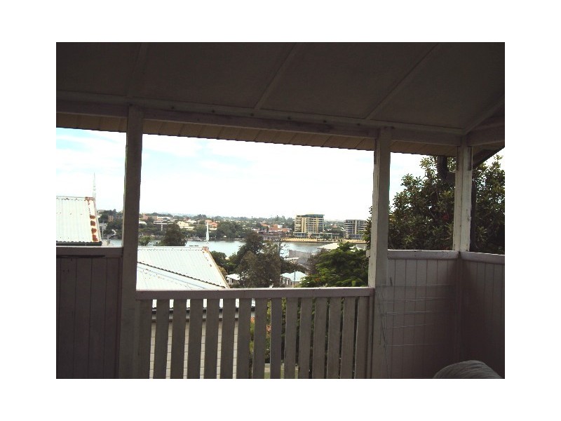 22 Tennyson Street, Bulimba QLD 4171