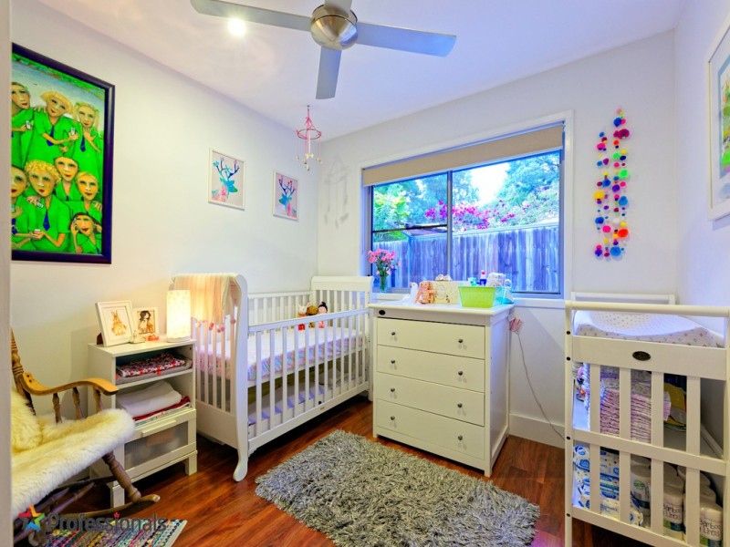 10 Lanchester Street, Stafford Heights QLD 4053