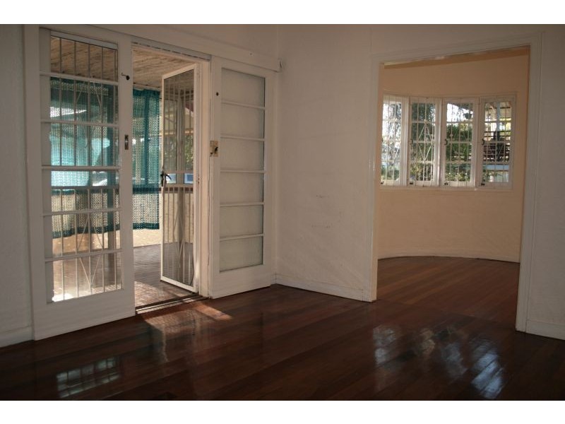 61  McConaghy Street, Mitchelton QLD 4053