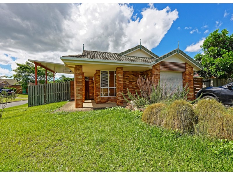 1 Manitoba Place, Wavell Heights QLD 4012