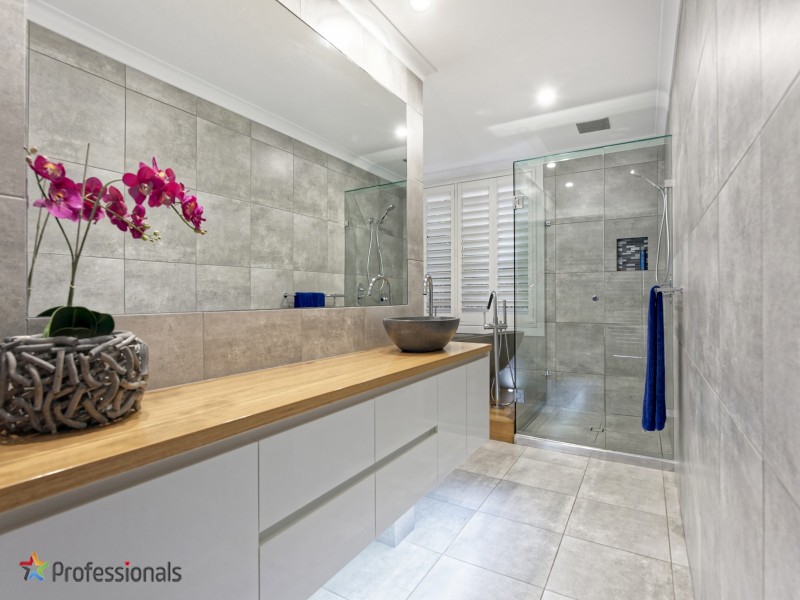 13 Terrace Street, Newmarket QLD 4051