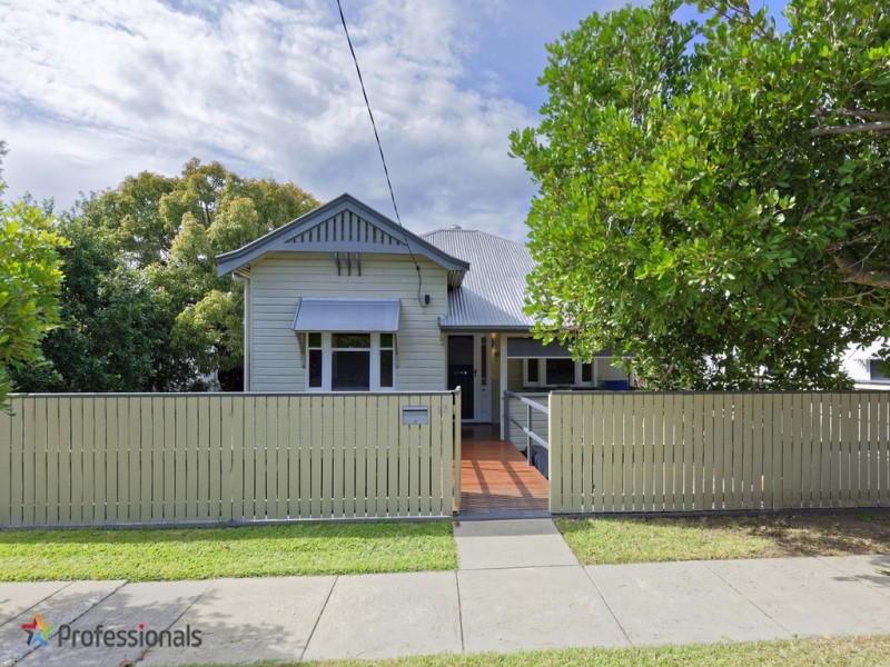 13 Terrace Street, Newmarket QLD 4051