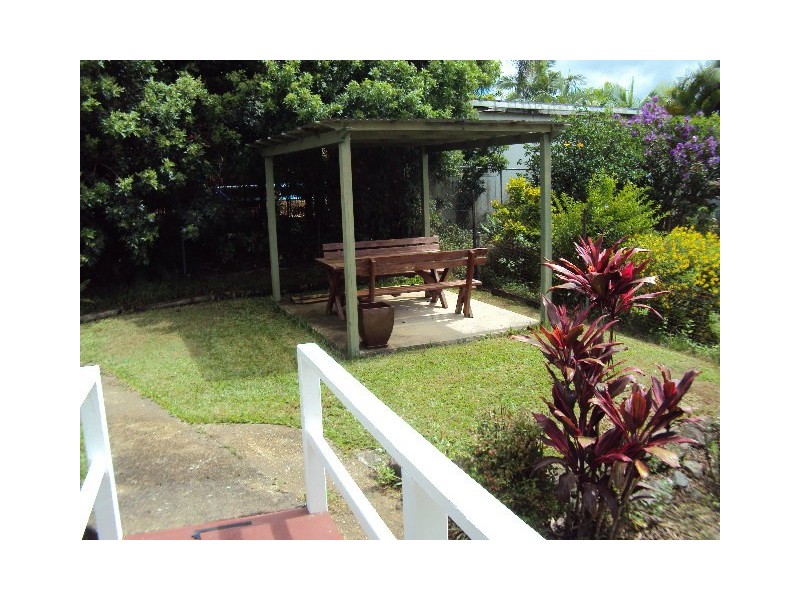 10 Loombah Crescent, Ferny Hills QLD 4055