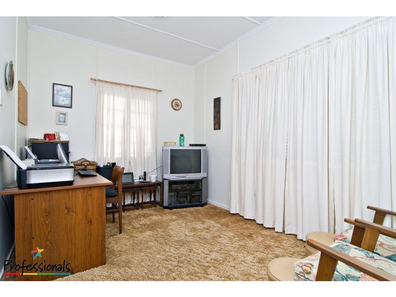 33 Barrymore Street, Everton Park QLD 4053