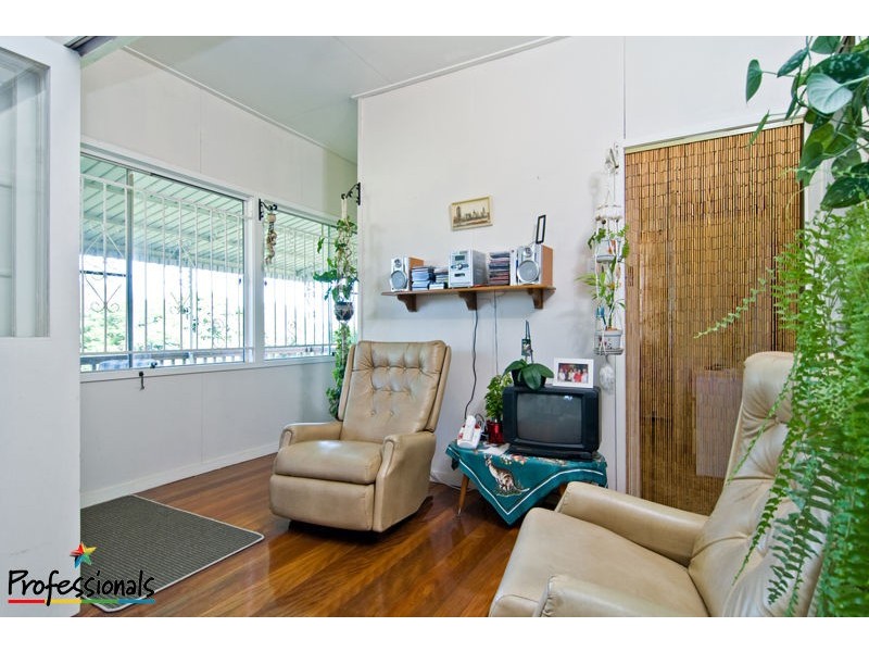 33 Barrymore Street, Everton Park QLD 4053